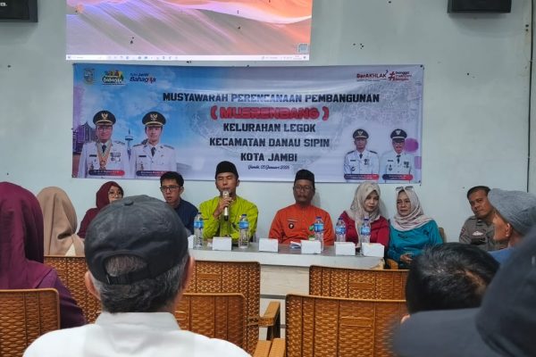 Musrembang Legok, Danau Sipin.